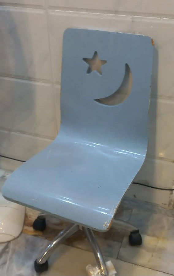 غرف شبابي عدد ٢ ولادي وبناتي
المكونات   كنتور ٣ بوب عدد ٢
جرباي نفر الطور مترين والعرض متر و٦٠ عدد٢
ميز قرايا مع تقسيم كتب عدد٢
كومدي مجرات ٢ عدد٢
كرسي دوار عدد٢
مع دواشك عدد٢
الغرف نظيفة سليمه يحتاج أداما بسيطه
السعر ٦٠٠الف للغرفتين
التواصل على الماسنجر للجادين بالشراء
ابويوسف


**إذا كنت صاحب هذا الإعلان وتريد حذفه لأي سبب، رجاءا أرسل رسالة إلى الدعم الفني**
