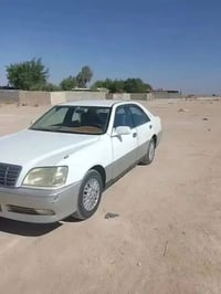 ٢٠٠١ • محرك VVT-i • نضيفه