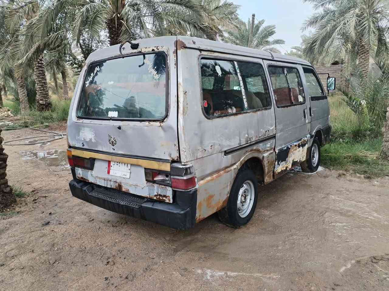 سلام عليكم بسته موديل 94 رقم ألماني بصره وسنويه لحد 27 وراعيه يمي بل ناصرية يسوي وكاله عامه مصفره هيئة وغرامات مامطلوبه ربع دينار كير ومكينه واكسل شرط وكهربائيات كامله دواخل مرتبه عوزه ترتيب حداديه العنوان ناصرية مركز السعر 20 وبيها مجال اتصال/***********  او امراوس فتون موصليه
