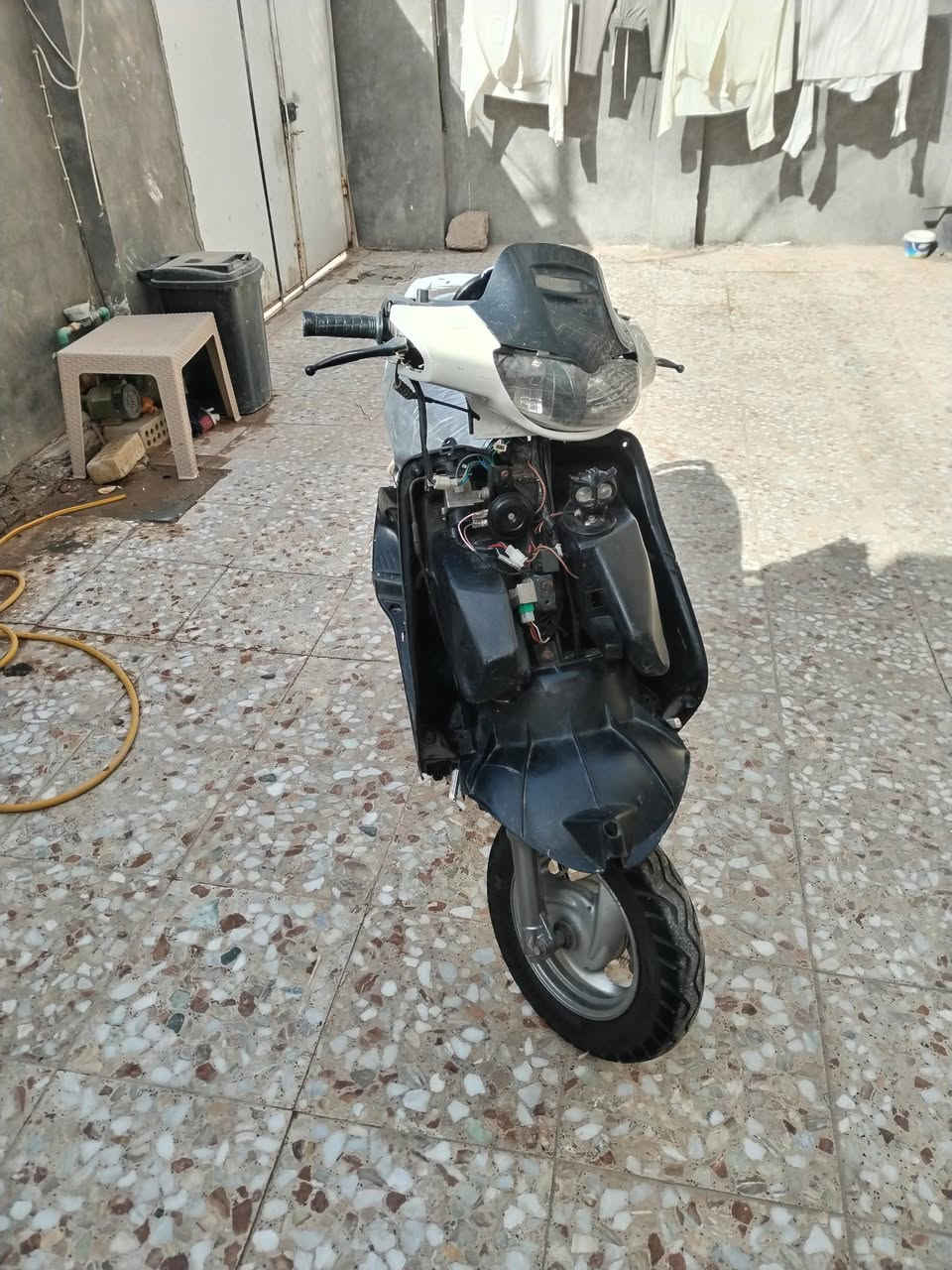 فراشه للبيع مكينه مكفوله مامفتوحه السعر 300 وبيه مجال. رقمي. ***********
