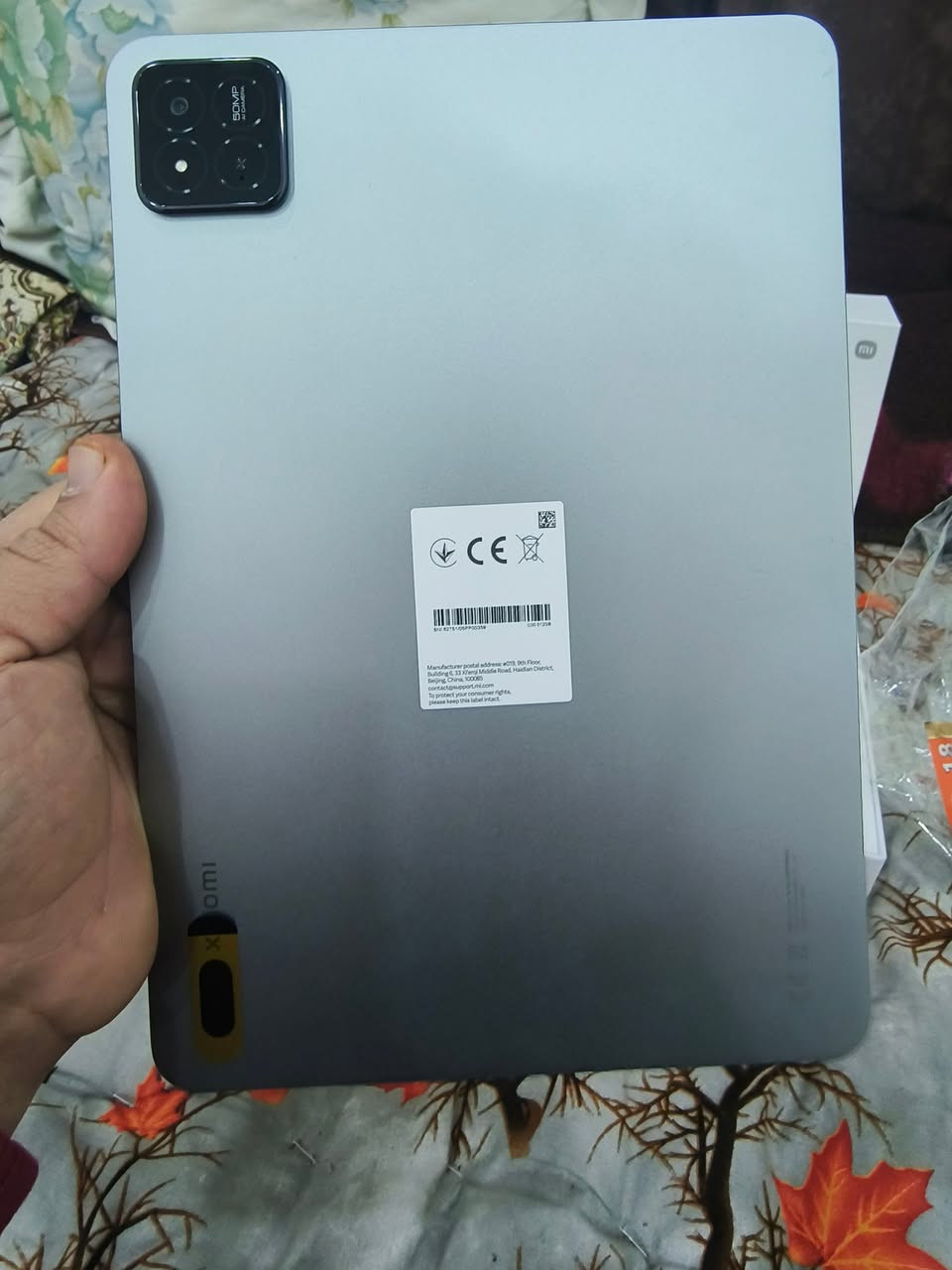 سلام عليكم شومي باد 7 pro استخدام قليل مشحون ٣ مرات ذاكره ٥١٢ العشوائيه ١٢+١٢ وموصفات المعالج سناب دروكون 8s gen3 قويه كلش بل ببجي ٩٠ فريم وبل جتي ١٢٠ 
سعر ٦٥٠ وبي مجال حك الجيه 
مكاني بياع متواجد فيس 
رقمي واتساب ***********
