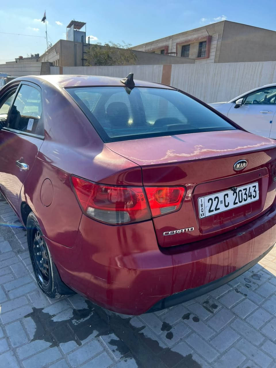 السلام عليكم للبيع كيا سيراتو 2012 خليجي بيها 3قطع صبع كير مكينه كفاله 1600 دوش المرغوب  السعر ٨٧ وبيها مجال مكان حي اور رقم ***********
