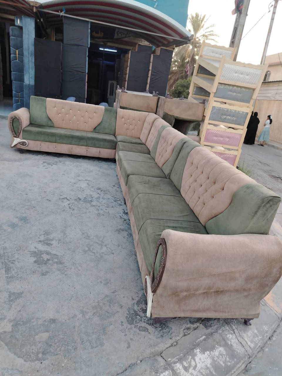 سلام عليكم ديوان مستخدم نظيف اب 175 وبي مجال للاستفسار ***********
