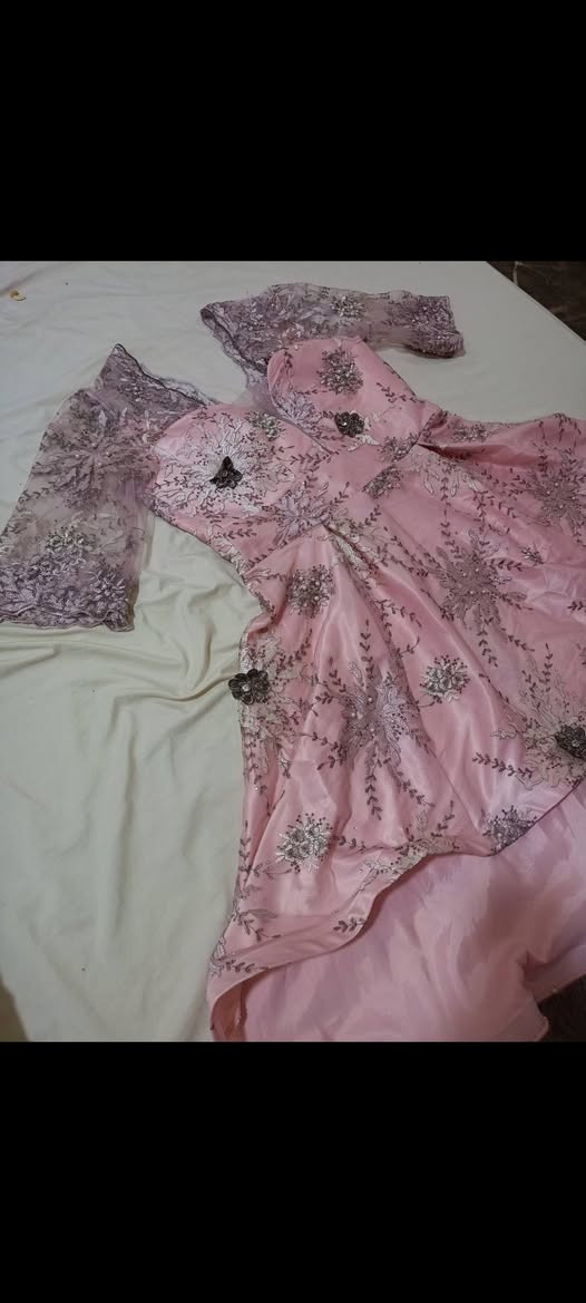 كلهن ب20ويا التوصيلل💝💝💝


**إذا كنت صاحب هذا الإعلان وتريد حذفه لأي سبب، رجاءا أرسل رسالة إلى الدعم الفني**