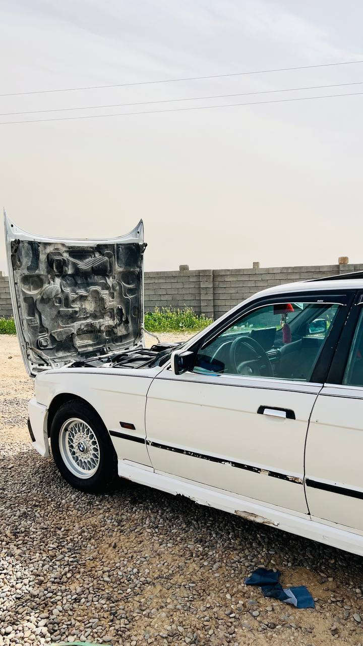 السلام عليكم
BMW525للبيع أو المراوس 

كبس فانوص دجتال
محرك وكير شرط بيهة خياس بجامرلغ الخلفي مال لسكن بس لهلال قليل

كير عادي شلعة ومعدل خير من الله صاحبهة يريد تحويل وكلشي ميطلب عليه 

صدر امامي جديد ول خلفي 80٪ 

السعر ٥٨وبيهة مجال  *********** متواجد عل فيس
