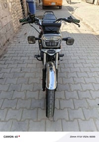 ايراني مديل ٢٠٢٥ مكينة ٢٠٠  دراجة كلش نضيفة شلعة ومعدل  مكينة نكسرة سل...