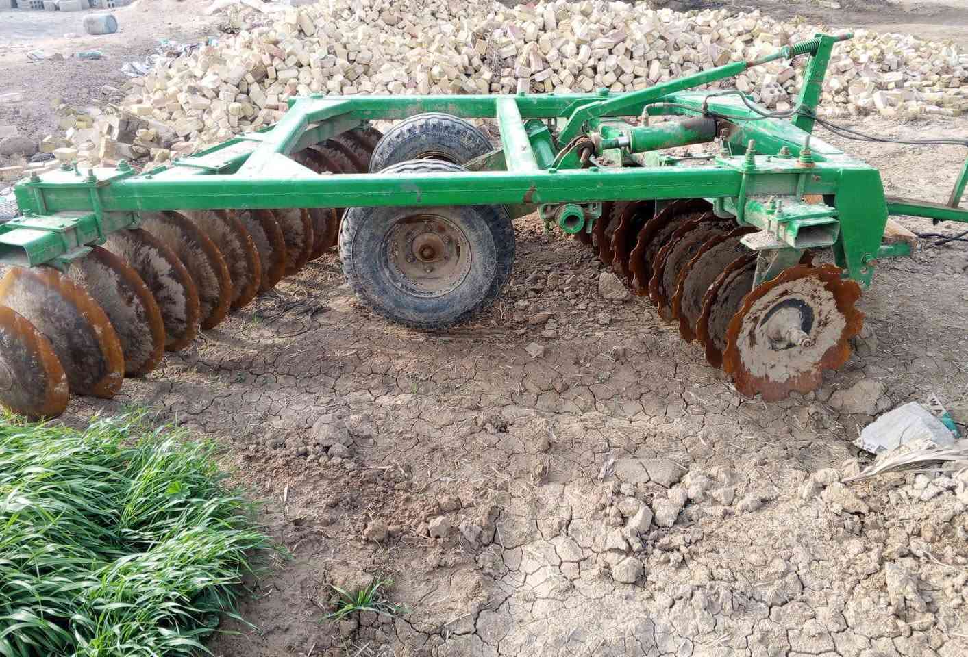 دسك البيع حجم 24/++***********
