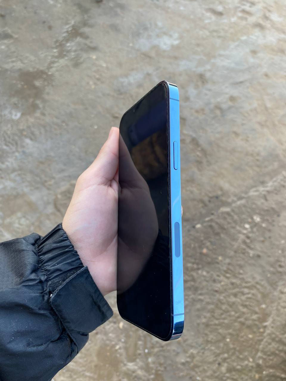 سلام عليكم شباب ايفون 13 ابرو ماكس التلفون مكفول من كلشي بس بي مسج من ابل الذاكره واحد تيرا يعني ذاكره 1000 العنوان بغداد الكاضميه السعر 650 بي مجال رقمي ***********
