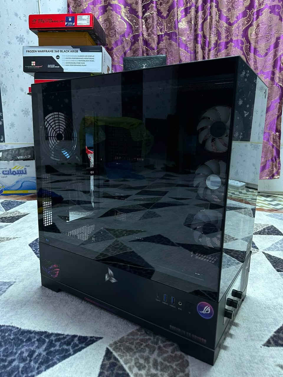 مرحبا شباب ، قطع PC للبيع استعمال قليل متوفر توصيل وضمان على كل قطعة بالإضافة إلى كراتين كم قطعة موجودة .

Samsung odyssey G7 32 QLED CURVED GAMING MONITOR 240 Hz 2K 1ms panel VA
السعر 425 الف .

Cooler Thermalright Frozen Warframe 360 ARGB 
يدعم :

AMD AM4 AM5 و intel LGA115x LGA1200 LGA1700 LGA1851 
السعر 130 الف .

Case Dark Flash DY451 Black RGB  

الكيس استعمال قليل ونظافة 100‎%‎ السعر 140 الف .

SSD NVME M.2 Lexar 1TB Gen3 3500 Health 99% with windows 11 Pro Active 

سعر الهارد 150 الف يحتوي على نظام ويندوز 11 برو اصلي ضمان مدى الحياة .

SSD NVME M.2 SAMSUNG 980Pro Gen4 7000MB/s

السعر 200 الف 

يو بي اس
UPS 1500 STAR POWER
ECO UPS OFFLINE
1500VA/24V 
السعر 75 الف جديد .


**إذا كنت صاحب هذا الإعلان وتريد حذفه لأي سبب، رجاءا أرسل رسالة إلى الدعم الفني**