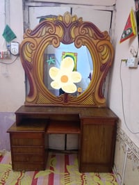 ميز مراية زاوية • نظيف • العمارات الملح