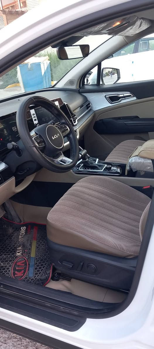سلام عليكم كيا سبورتج 2022رقم بغداد ابسمي للبيع او مراوس حسب القناعه
السياره مكفوله على وضع الشركه من محرك كير صبغ تبديل بارد 
السياره ماشيه 46 الف كيلو متر 
مواصفات السياره فول عدا بنروما مواصفات بلاك اسود 
/السياره محرك 2000 دوش /حساسات اماميه وخلفيه / بصمه / كشنات تدفئه / ستيرن تدفئه / كشنات السايق والراكب كهرباء / فول تحكمات ستيرن / شباك امامي بيانو بلاك مع الداخل بيانو بلاك / شاشه/ نضام وضعيات قياده  / تشغيل عن بعد / لايت زنون مع Led / بك لايت خلفي Led /  سايد بريك كهرباء  /  الكشنات مغلفه /وباقي مواصفات السياره معرفه 
والسياره  وضع الزيرو 
سعر السياره 213 ورقه وبي مجال انشاءالله 
مكان السياره بغداد 
رقم تلفون ***********
