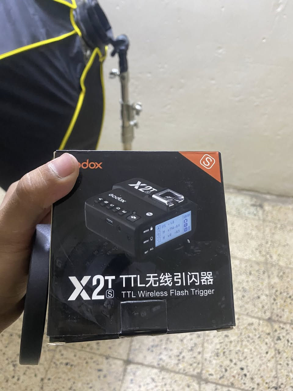 للبيع عدة تصوير احترافية 🔥
اضاءة Godox AD300Pro
سوفت بوكس
ستاند
تريكر

الحالة: نضيف جداً واستعمال خفيف كلش ✨
إذا بيها بصمة أصبع تاخذها ببلاش 😄

مناسبة للمصورين وصناع المحتوى وتصوير الأعراس والجلسات 📸
للمهتمين المراسلة واتس : ***********
