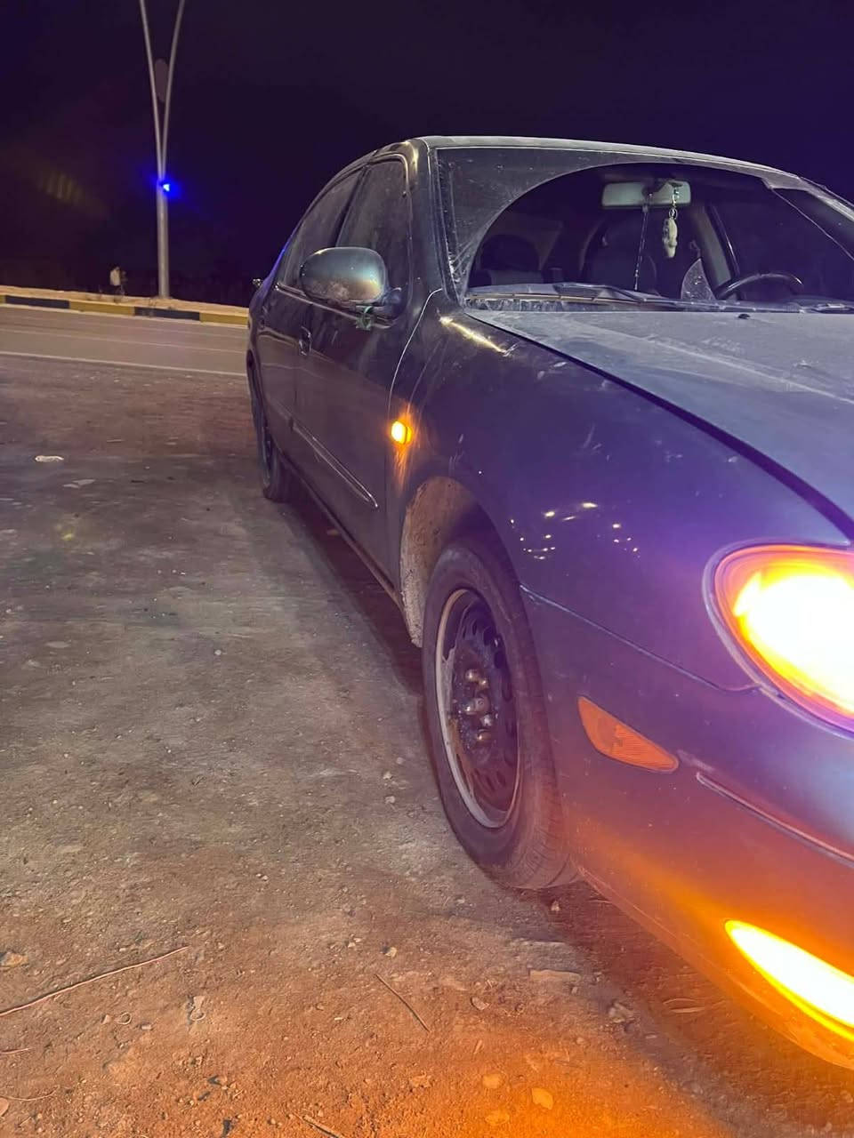 نيسان مكسيما موديل 2000البيع ***********لاتصال عل رقم اي استفسار
