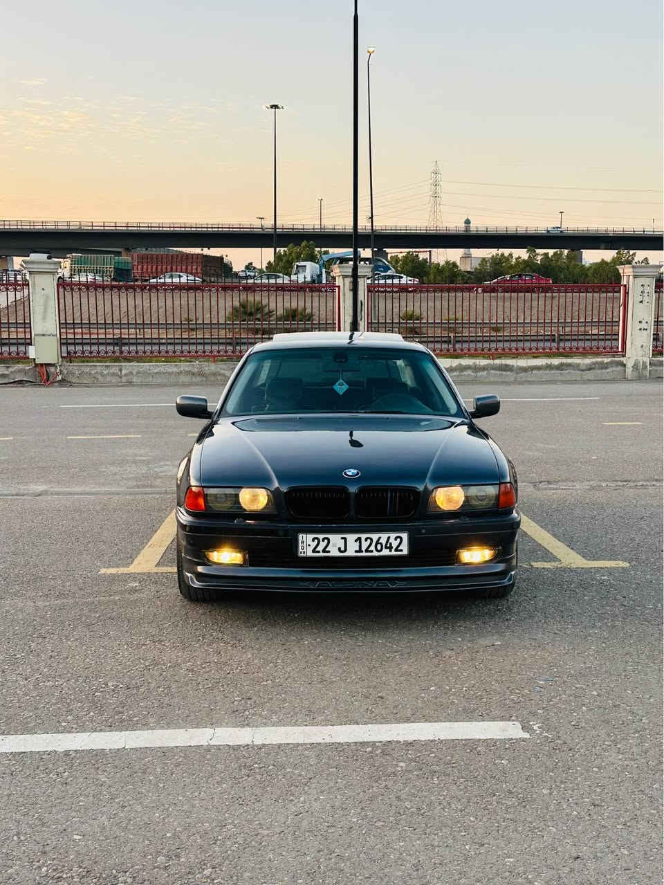 للبيع بي ام كاسحه 740

موديل 1996 اصل. رقم ارييل دولي. 

مكينه 8 سلندر سياره بلاديه ع وضع شركه صبغ فقط جماليه

مكينه كير جدد صدر تخم تاير كله جديد تبريد ثلج. 

سياره فول مواصفات سلايد طكتين شغال جام كهرباء 

كشنات جلد جنطه شفط برده كهرباء. سياره كامله مابيها نقص

مكان سياره بغداد حي الجامعه. سعر 80 وبيها مجال رقمي *********** بغداد, العراق
