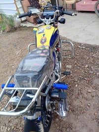 موطور سيفان للبيع موديل 25 السعر 800 قفل التواصل 07869709682