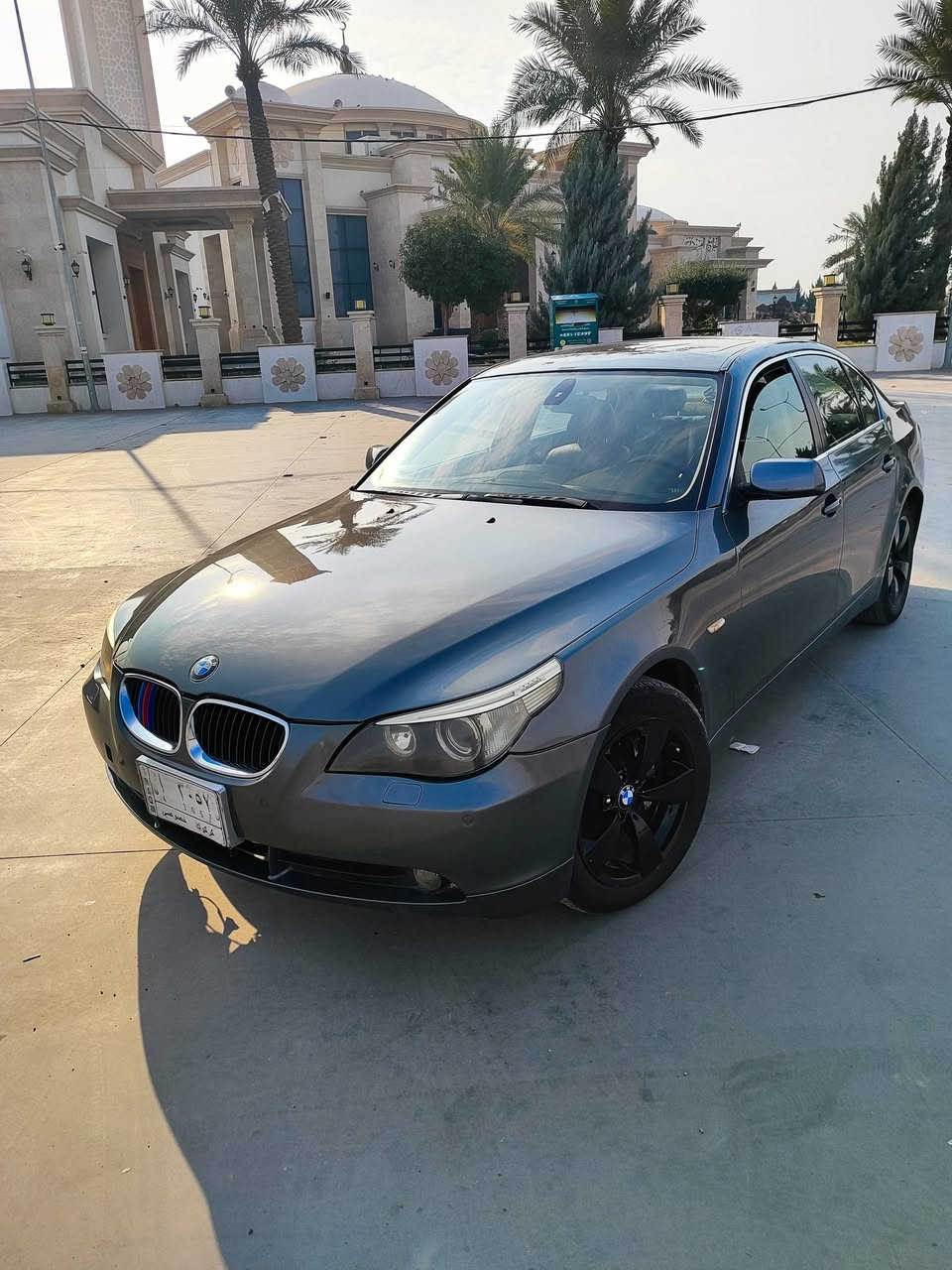 السلام عليكم اخوان
E60 2007
 وارد امريكي فول مواصفات Xdrive فور ويل

محرك n52 نوزل قصير المرغوب والكير بلادي

مقاعد تدفئه وخزن فول كهرباء

السيارة صبغ حزام وبيها حادث بالچاملغ الامامي اليمين والچاملغ الخلفي جهة السائق السعر 85 وبي مجال 

السيارة رقم كركوك تريد تحويل تريد وكاله موجود مكاني اربيل
واتساب ***********
