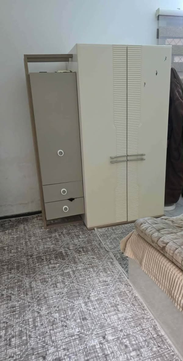 غرفة نفر من هوم سنتر ب.مع  دوشك ولا غلطة غرفة هم جديدة للبيع


**إذا كنت صاحب هذا الإعلان وتريد حذفه لأي سبب، رجاءا أرسل رسالة إلى الدعم الفني**