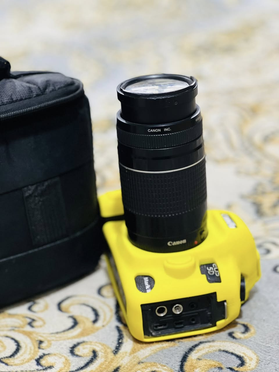 كامره نضافه 90بل 100فول جهازه ملحقاته  مراوس ب810


**إذا كنت صاحب هذا الإعلان وتريد حذفه لأي سبب، رجاءا أرسل رسالة إلى الدعم الفني**