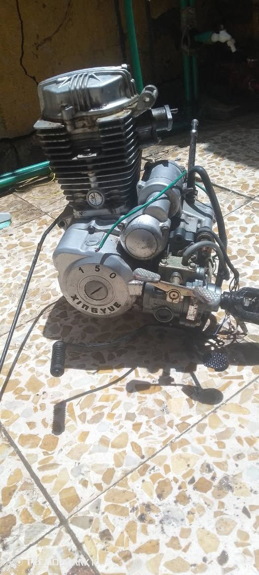 سلام عليكم عندي مكينه ستوته نضيفه شغاله نكره كامله كير وقمجيات كلها كامله سعر 140 بيها مجال شي بصيط تصل *********** بغداد
