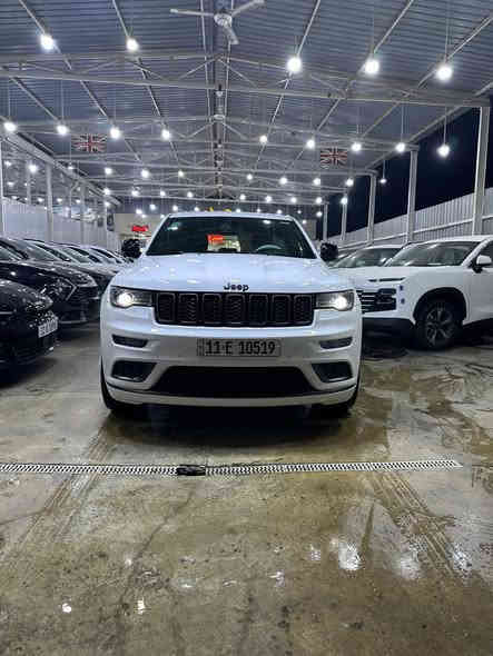 السلام عليكم اخوان للبيع او مراوس جيب خليجي اس موديل 19فوول مواصفات مكفوله عدا كارت بلداعاميه موضح بلسونار ماشيه 42 حقيقي السعر 335 وبيه مجال بسيط استفسار ***********
