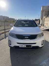 سورنتو ٢٠١٤ • V6 ٣.٥ • ٦١ الف كم