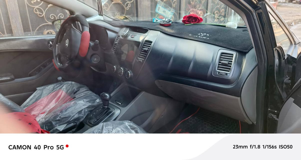 السلام عليكم من رخصت مدير الكروب المحترم سيارة للبيع السعر ١١٠ وبيها مجال الاتصال على الرقم ***********
