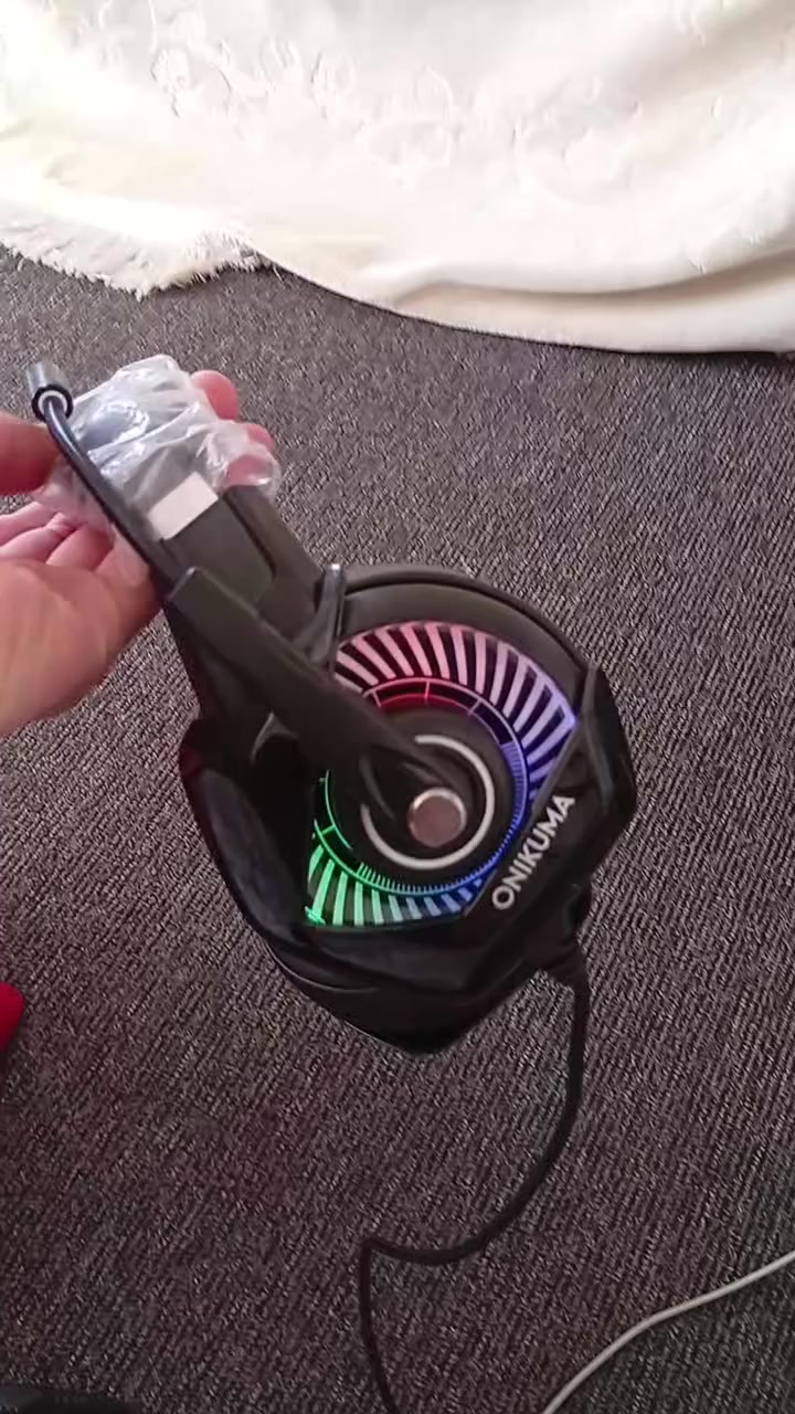 هێد سێت  شتی عەسڵ و دەرەجە یەک تازە ماوەتەوە بەکار نەهاتوە دەنگی بەرز وو کپ لە سلێمانیە گەیاندن هەیە  مشتەری سعرێ بڵێ بە دڵم بو پیرۆزت بێ  چات کە


**إذا كنت صاحب هذا الإعلان وتريد حذفه لأي سبب، رجاءا أرسل رسالة إلى الدعم الفني**