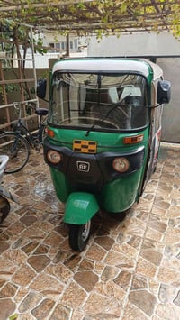 توكتوك • 22 مضلع