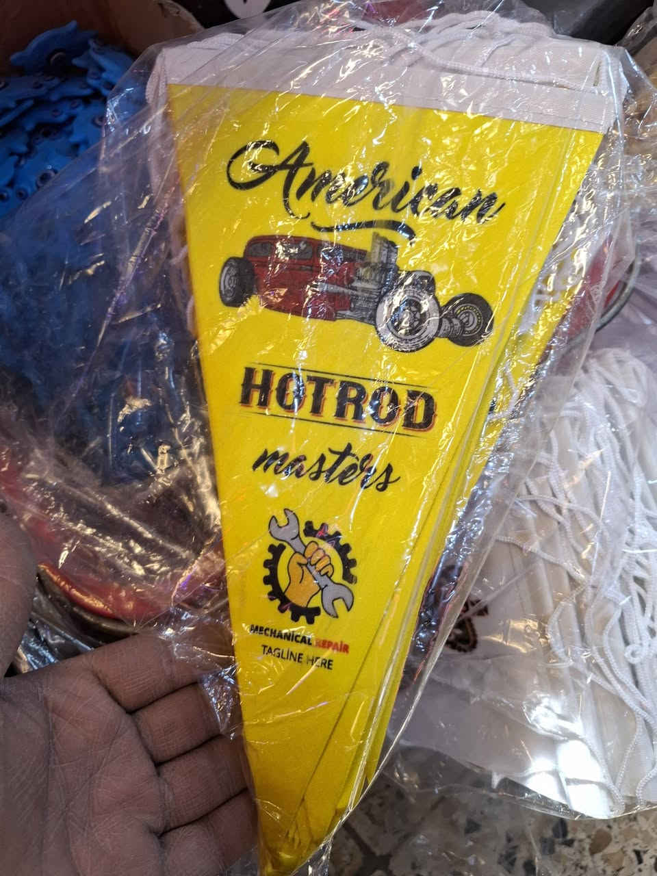 كل ماهوا من شركه الأخوين لتجارة كماليات السيارت
☎️للحجز ول استفسار واتساب 
***********
عنوان بغداد فلكه حي النصر مقابل مطعم فلافل عبلي يم المشاتل
