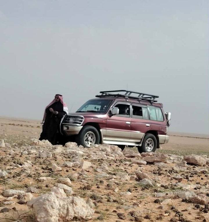 السلام عليكم من رخصة الادمن باجيرو موديل الفين ٢٠٠٠ مكينة وكير اتوماتيك عالشرط بلادي ٣٠٠٠ 6 سلندر بانزين كهربائيات شغالة  جام كهربائي شغال تخم تاير باتري جديد رقم بغداد الماني تحويل ثاني يوم المكان بغداد البياع السعر الاستفسار الاتصال على الرقم ***********
