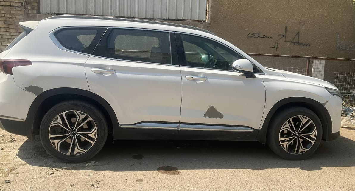 السلام عليكم

سنتافي 2019  رقم بغداد باسمي

 وارد خليجي  4 سلندر بدون حادث

كفالة عامة كير ومحرك عدى التكشير بالصبغ موضح بالصور

بصمه بانوراما
وشاشة وكاميرا واشارات بالمري وتحكم بالدكم بالاستيرن
السعر 168 
عنواني بغداد الزعفرانية ***********

