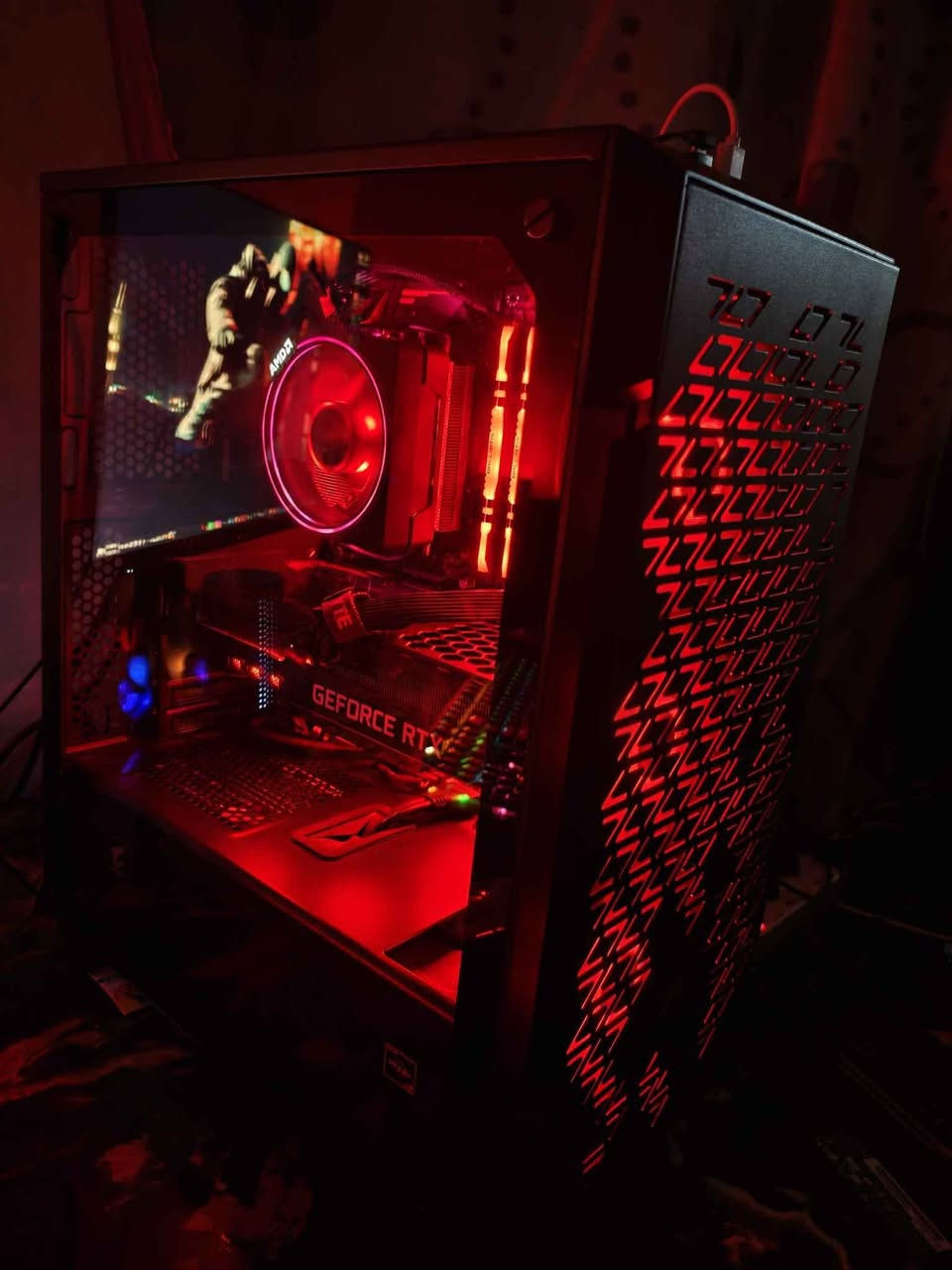 المواصفات كل القطع براندات قوية

مذربورد : Aorus Gigabyte B450 PRO
باور سبلاي : Gigabyte Gold 750w
الرامات : Ram 2x8 gb 3200hz Crusial Ballistix RGB
المعالج : Cpu R5 5600x
كارت الشاشة : GAMINGPRO Palit GeForce RTX 3070Ti 
الكيس : Case Mini Tower Cruiser Black RGB
الهارد الاول : Lexar M.2 256 Gen4
الهارد الثاني : Seagate BarraCuda 2TB

سعر الكيس فقط : 1200

الشاشة
AOC FULL HD 165hz حجم 24 سعر 160 الف

تجميعة كاملة كيس وشاشة احسبلة الك ب 1300 قفل
الشراي يدخل خاص وبالخدمة
متوفر توصيل جميع المحافظات عمارة, ميسان


**إذا كنت صاحب هذا الإعلان وتريد حذفه لأي سبب، رجاءا أرسل رسالة إلى الدعم الفني**
