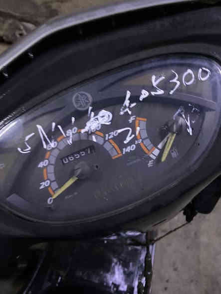 سلام عليكم 
ماكس 140 للبيع كوم حديد كفراتها كامله كتلوك وياها ومكاتبه مال معرض اكفلك سرقه و عشاير دراجه كوم حديد محركها كايم و عفتها سعر 175 وبيها مجال 
رقم : ***********

مكلف بالنشر
