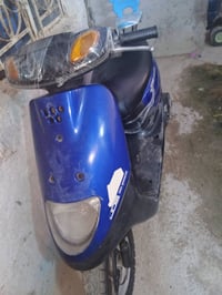 قرده 60 جاهزه من كلشي نقص بس باتري سعرها 225 بيها مجال 07723527086