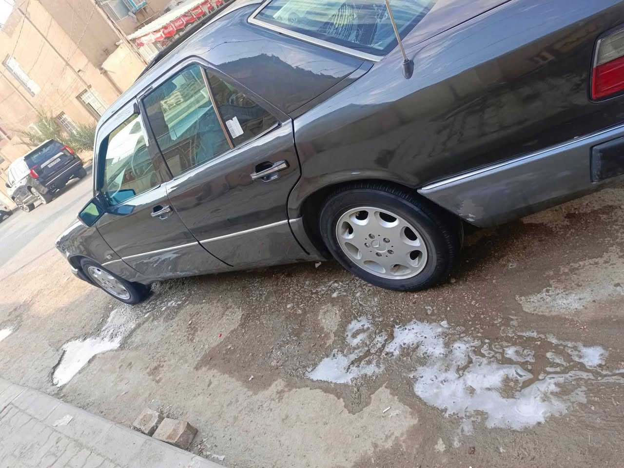 السلام عليكم البيع مارسدس دب 300 موديل 1993 رقم بغداد انكليزي بسمي سياره جاهزه مكينه كير حداديه تخم تأير تبريد مكينه بلاديه سياره بيه كص قماره فقط سياره فول فتحي كشنات كهرباي جلد السعر 46 بيه مجال الطيبين الهاتف *********** مكاني نجف
