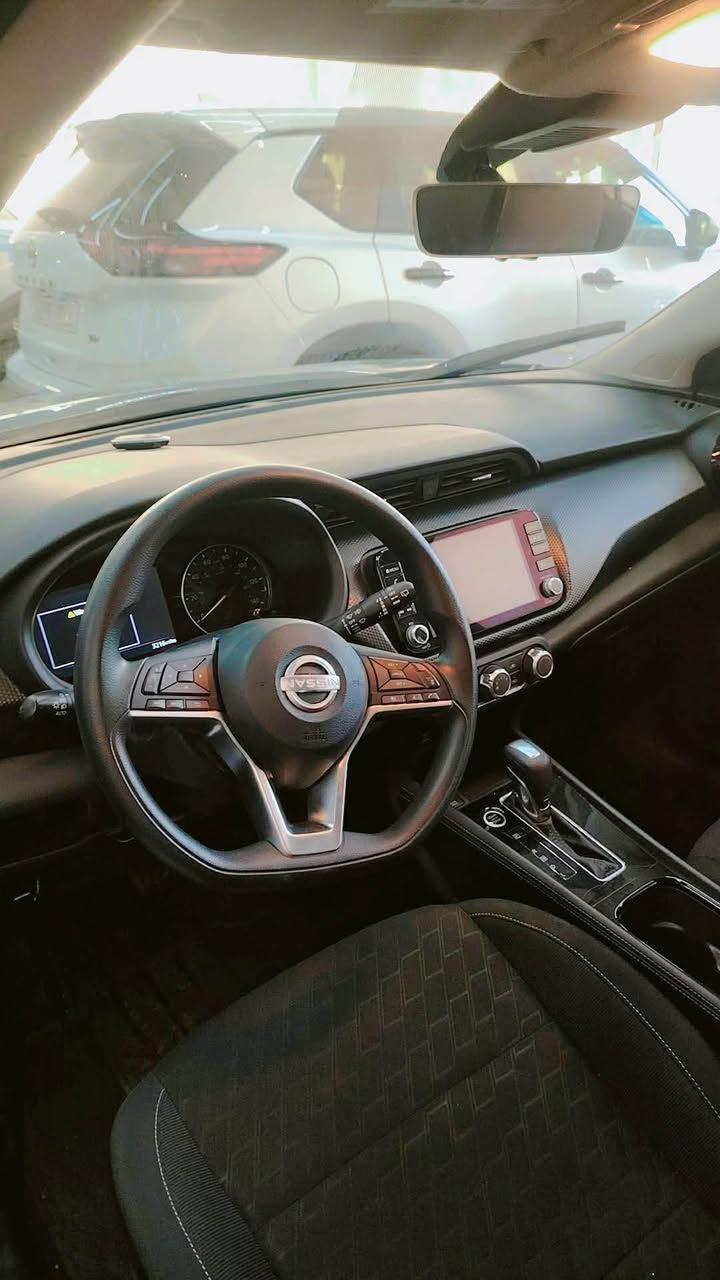 نیسان كیكس مۆدێل 2024
مواسەفات SV 
تەنها 3 هەزار ڕۆشتووە
دوو چاملغی پێشی و 
بستیك بۆنید بۆیاغە
سەیارەكە لە هەولێرە ژمارە كاتییە 
و دوو مانگی لەگەڵە 
  
سعر 128$ و مجال

نيسان كيكس سمنتي 
موديل 2024
مواصفات SV
 ماشية 3 الف فقط
جاملغين امامي و
 شبر بوند صبغ
 سيارة باربيل رقم كاتي
 تترقم شمالي
 
واتساب و ڤایبەر
*********** أربيل, العراق
