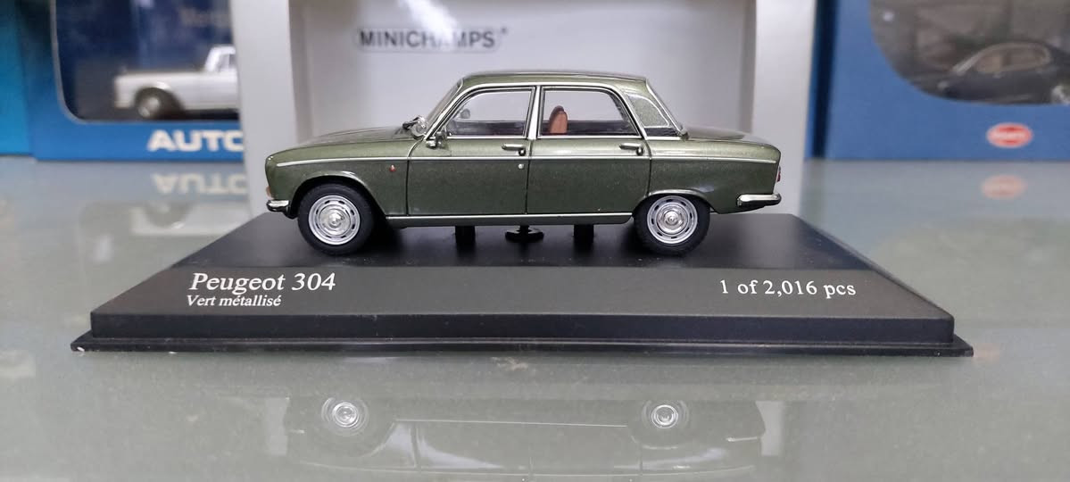 Peugout 304 Minichamps 1/43 Limited Edition Rare Value Model
Messenger  only


**إذا كنت صاحب هذا الإعلان وتريد حذفه لأي سبب، رجاءا أرسل رسالة إلى الدعم الفني**