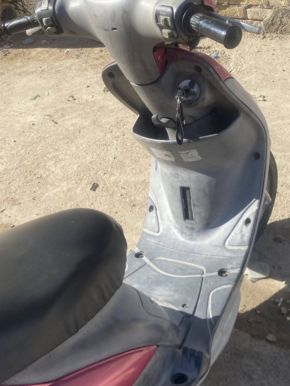 منغولي للبيع كلشي شغال سلف هندر كلوبات اماميه خلفيه اشاير كشافات هورن عداد سرعه وعداد بانزين بريكات برغي نقص مابيها مكينه خرسه صوتها بالفديو موجود شرعه ومعدل 100 ملاحات كدامك هيه تسولف السعر 450 مكاني حله نادر الاولى ***********
