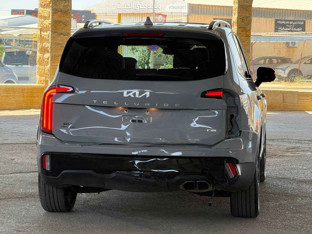 كيا تلورايد وارد أمريكي موديل 2024 محرك 3800GDI ماشيه 34mil  حادثه كما موضح بل صور فقط طخه خفيفه كلش بصندوك وباقيه عله حطته بدون ايرباك وبدون صبغ وبدون تبديل وكله ليبل واحد حته البكلايت موجود وياه مابي شي موصفات فول 1/1 برستيج VIP  بصمه فتحتين كراسي جلد 7راكب 3قطع تبريد كراسي 2تدفى تبريد كراسي 2 كهرباء شاشه جبيره ايباد 4x4 
مود ادرايف مرايات شفط مرايات ذاكره رادارات امامي وخلفي وبل مري مانع انصدام توقف ذاتي تشغيل عن بعد كراسي سياحي منفصل لايات زنون عدسات لد خلفي كراسي ذاكره 4 كامرات حته جنطه كهرباء فول الفول اعله فه للتصال *********** ملاحضه سياره اب عمان تريده حره او شهداء و 3 ايام توصل بغداد
