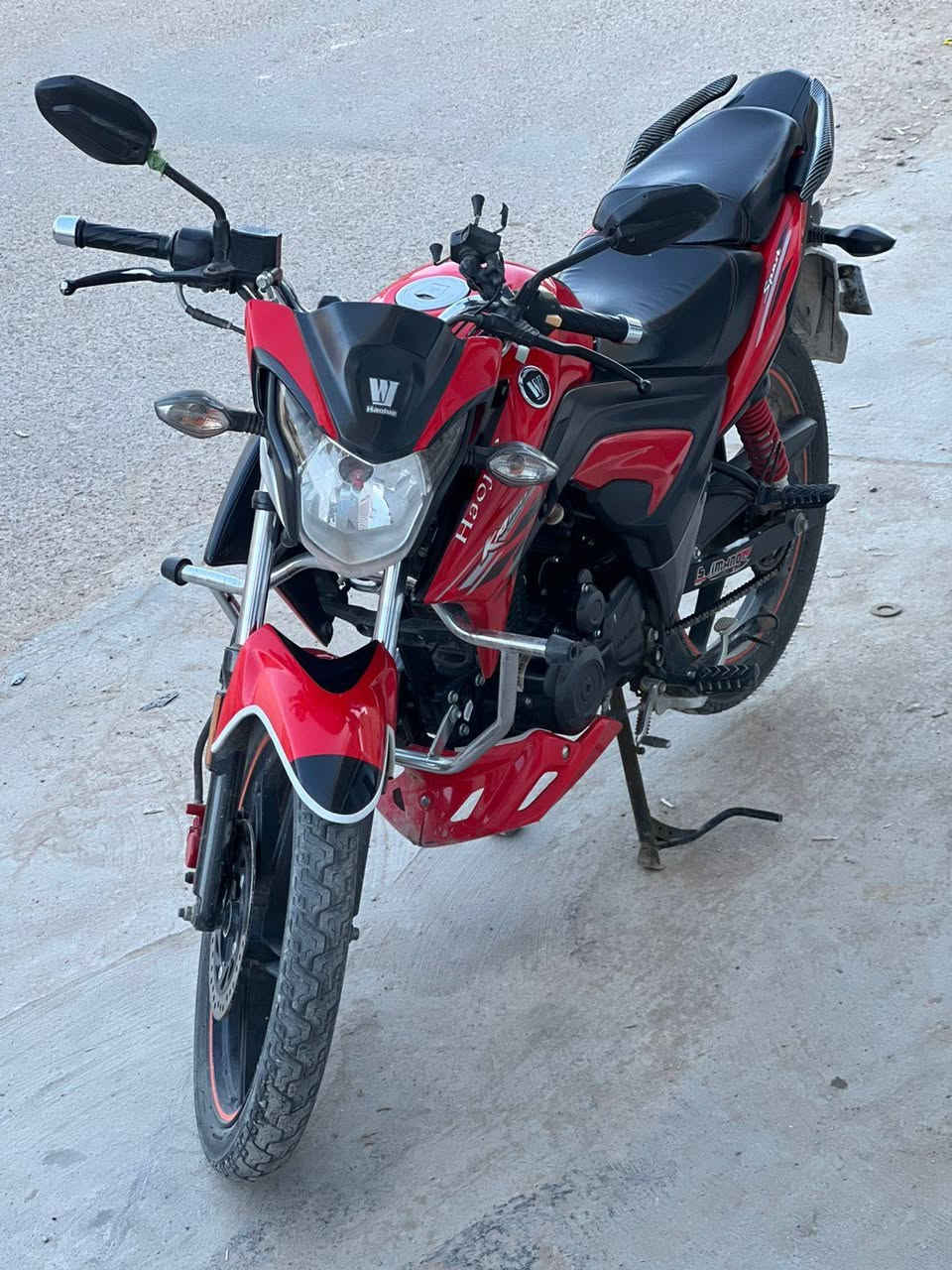 هاوجي موديل ٢٠ مرقم كلش نضيف سعر ١٥ ونص وبي مجال ***********
