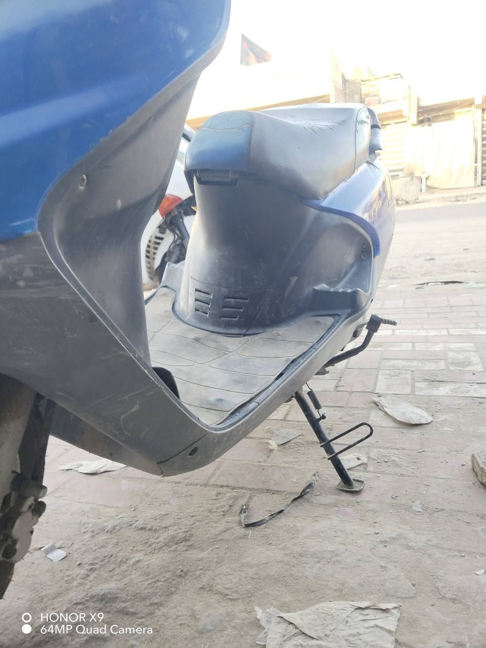دراجه سبيسي ياباني للبيع دراجه جديده حيل مكينه اتشوف وجهك بيهة نضيفه او خرسه اشاير كيجات لايت عالي ناصي بك لايت تايرات جدد الدراجه مامغسوله بترابهة صورتهة الدراجه ابحالت الوكاله مكان نجف اتصل خاص مغلق  وشراي بي خير او يدلل ***********
