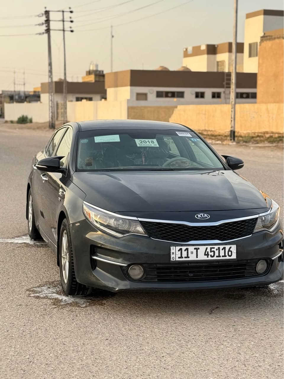 السلام عليكم كيا اوبتيما مديل 2016 وراد امريكي محرك 2400 
بيه تبديل باب فقط والسونار مرفق مع المنشور رقم بغداد الدولي تحويل ثاني يوم 
مكينه وكير وحداديه ومنضومه زنون وتبريد 
 وتخم تاير كله جاهز  
مكاني ذي قار قلعه سكر 
رقم الهاتف ***********
السياره مكفوله عدا الباب مبدل 
السعر 125 وبيه مجال بسيط حك جيه
