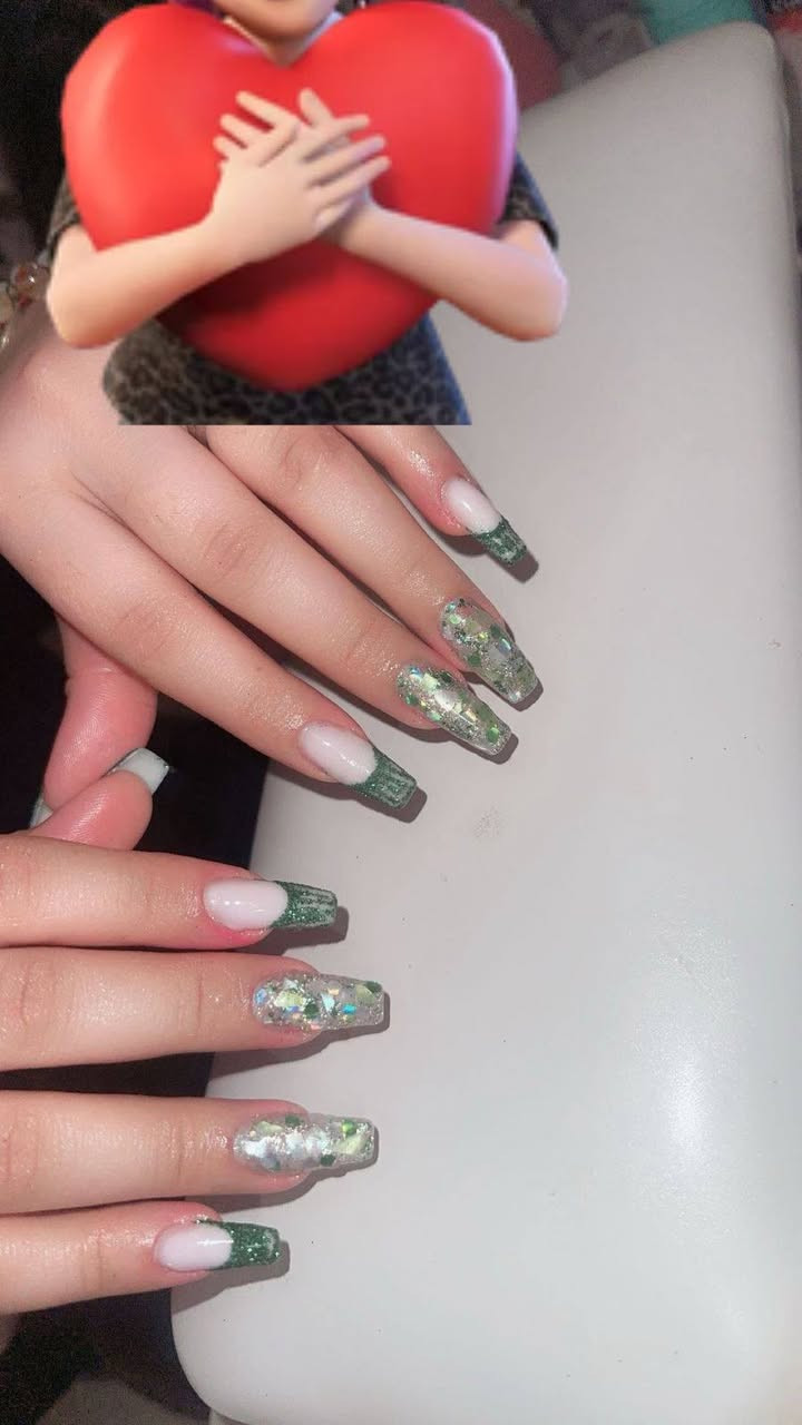 صباحوو عسل ياعسولاتي ❤️❤️❤️ يي بس للبنات هل منشور تعالووو نحجي عن كوين سالي  امانه الله بدون اي فلوس اعلان شتغلت يمها بفلوسي ركزولي وخلووو خطين
بلشت بشعري وصور موجوده طبعاً بدون اي تعب للشعر المواد براسها ٦٠ حظ
الشغلات الي سويتها عالعيد
بدكير
منكير
اكريلك
حف تنضيف بشره
رمووش طبيعيه شعره شعره
الشغل اقيمه 9/10 خليت نقطه هيج واله هيه تتقن الشغل حرفيا ونوره اكريلك مبدعه اكريلك ورموش شتغلوو يمها وبسس، 🌸🌸🌸💪
#سكره_ترند_بسمايه
#سكره_نمبروان
#مشاهيرالعراق
#سكره_ترند_بسمايه
#سكره_نمبروان
#ترندالمشاهير
#مشاهيرالعراق
@إشارة


**إذا كنت صاحب هذا الإعلان وتريد حذفه لأي سبب، رجاءا أرسل رسالة إلى الدعم الفني**