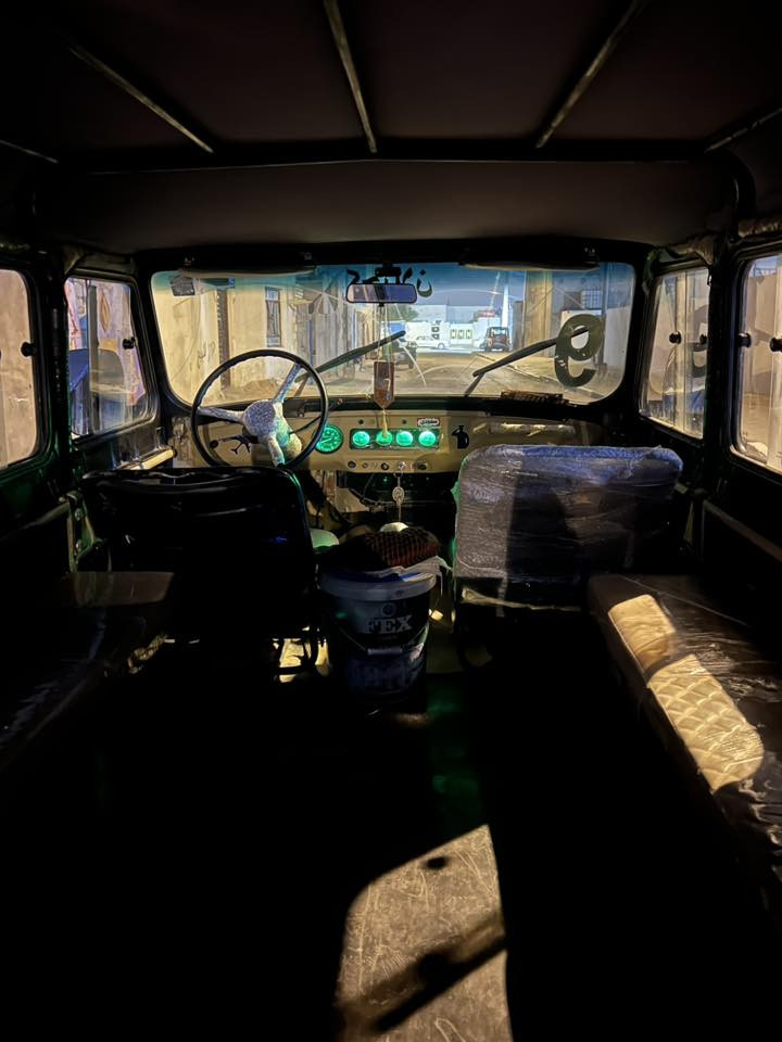 فحل خاكي ٢٠٠٤للييع محرك وكير ونجي كفاله سياره بلادية ما بيه نقص برقي مكاني زبير سعر بدون٨٧٥٠بيه مجال بسيط مكاني البصرة ***********
