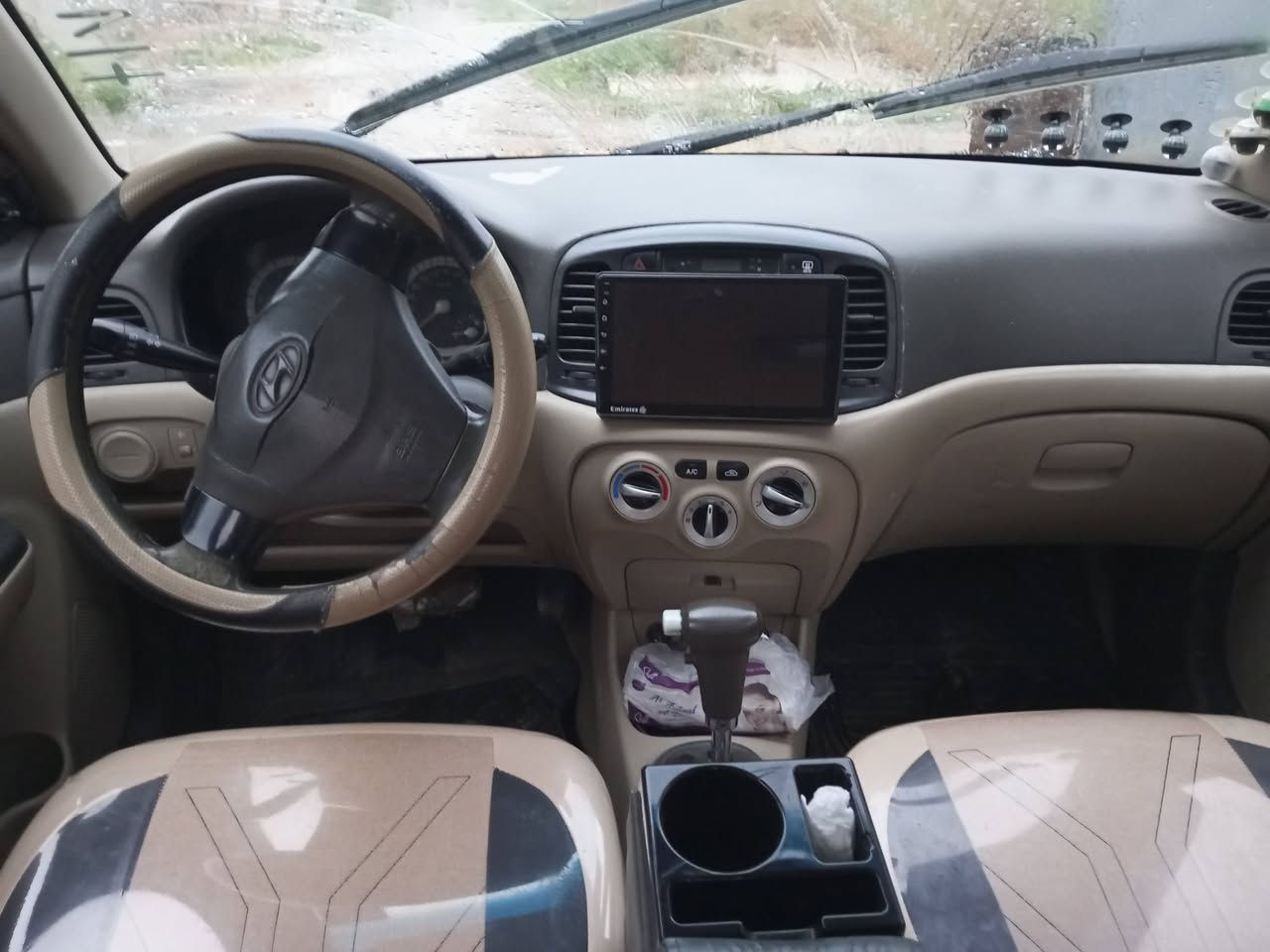 اكسنت موديل 2011شرط الوكال وتحويل كربوان مال بنزين بيها السعر98بيها مجال ***********؟؟؟؟***********
