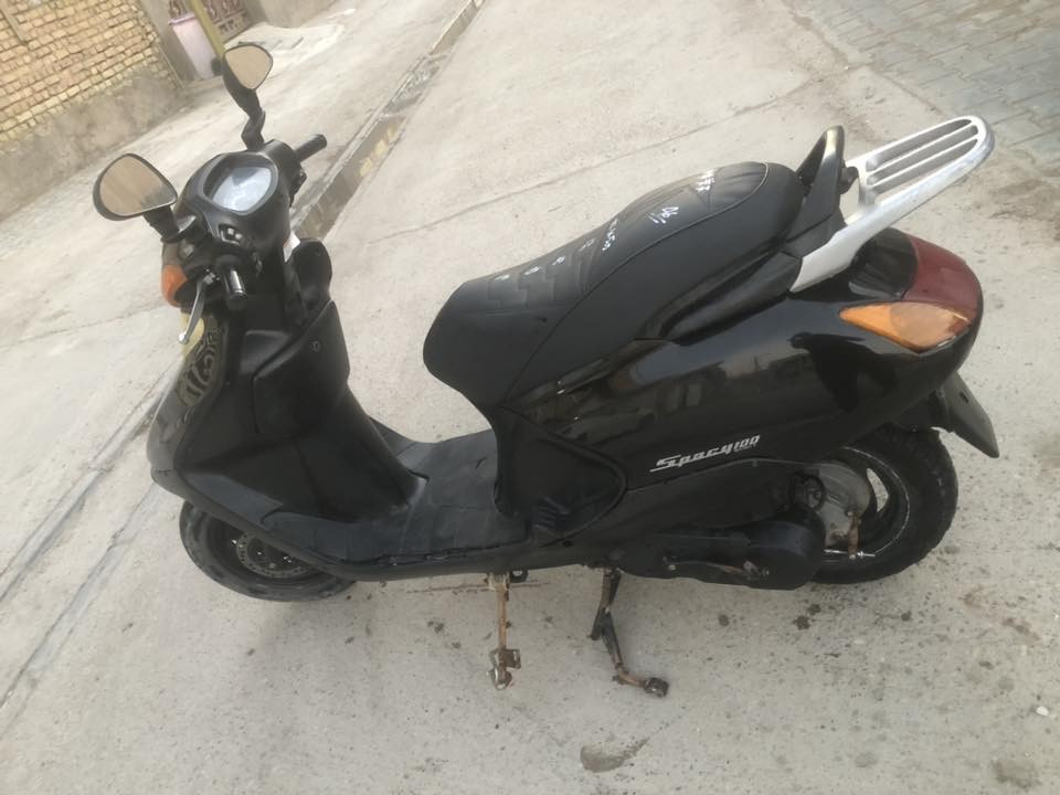 دراجة سبيسي ياباني نظيفة وناعمة مال جناي مفتوحة اول فتحة  كلشي شغال وجديد بيهه الشراي يتصل عله باقي التفاصيل السعر 550 الشراي يتصل 

  كوت  خاجية  شارع  اربعين ***********
