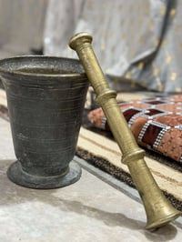 هاون • ارتفاع ٢٤ سم • ٣٧ سم