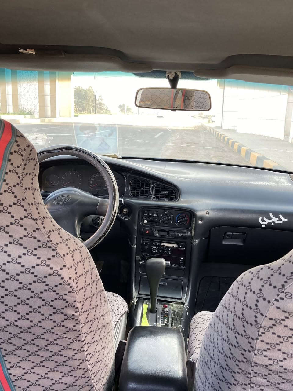 سلام عليكم سوناتا مديل 1996 رقم بغداد بسمي سياره مثل ما واضحه بل صوره وبعد احله  
1 كير مكفول 
2 صدر تخم تاير جديد 
3 كهربايت كله شغاله 
4 مكينه جديده نوعه vvt-i 
5 صبغه بلادي 
السعر 47 ورقه وبيه مجال قليل 
المكان ناصريه   
***********
***********
