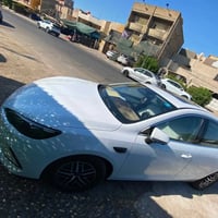 Seal 5   موصفاتها فول الفول شاشة كبيرة فتحة ١٣كامرة   السيارة ماشيه١١ ...