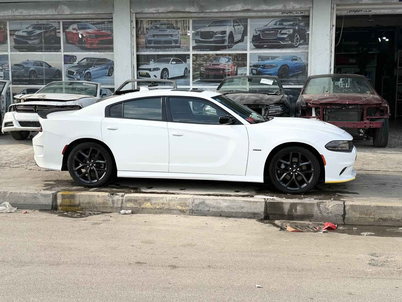 للبيع جارجر RT موديل 2019 مرمزه 23  حادث جاملق و بنيد مواصفات كشنات حضن تبريد تدفأه كشن ميمري خزن نظام سبورت بلشاشه رادار نقطه عمياء ستيرن شفتات فتحه حساس خلفي سماعات باين دشبول جلد خياط ستيرن تدفأه 
عنوان البصره 
رقم الهاتف: ***********
